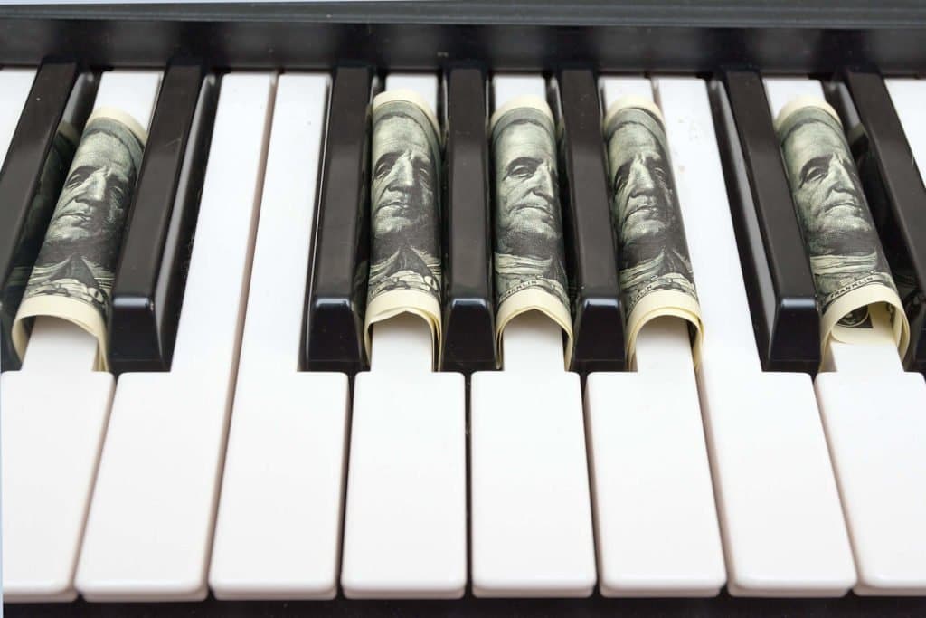 piano-money